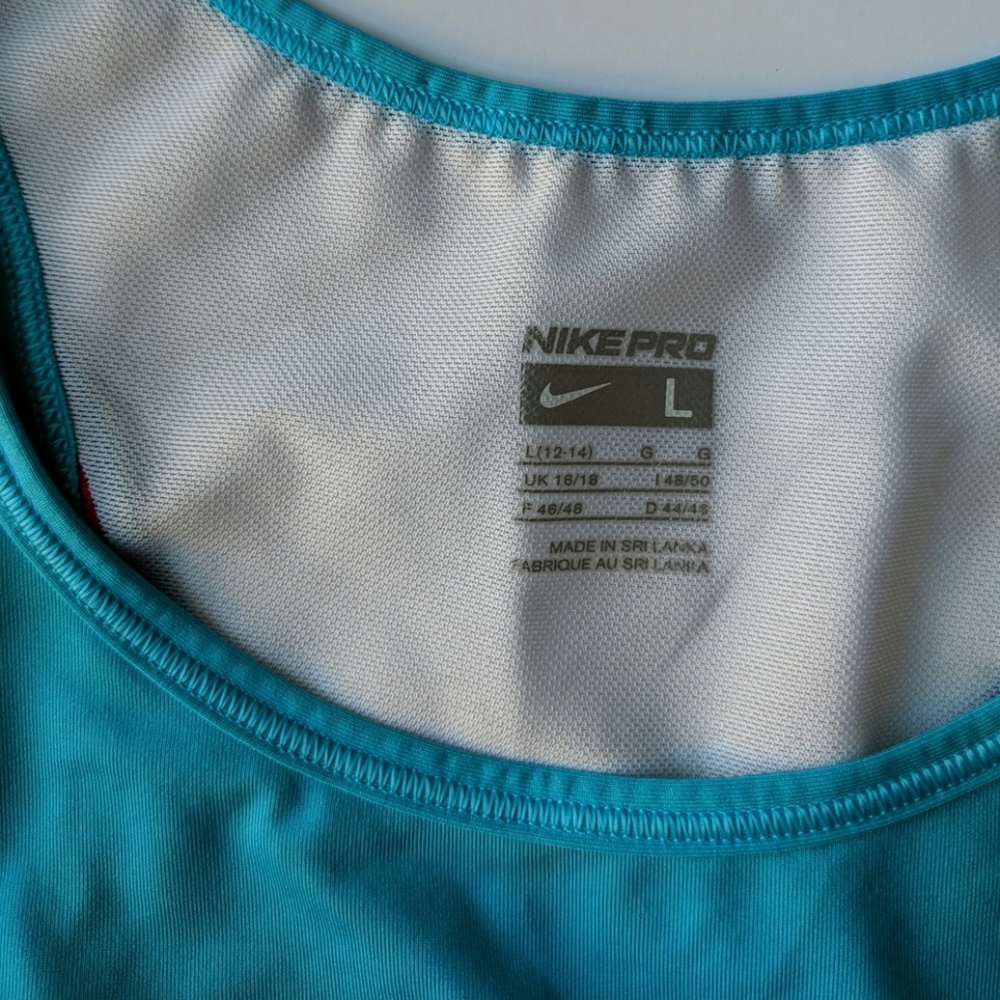 Nike Dri-fit Racerback - Picture 5 of 5